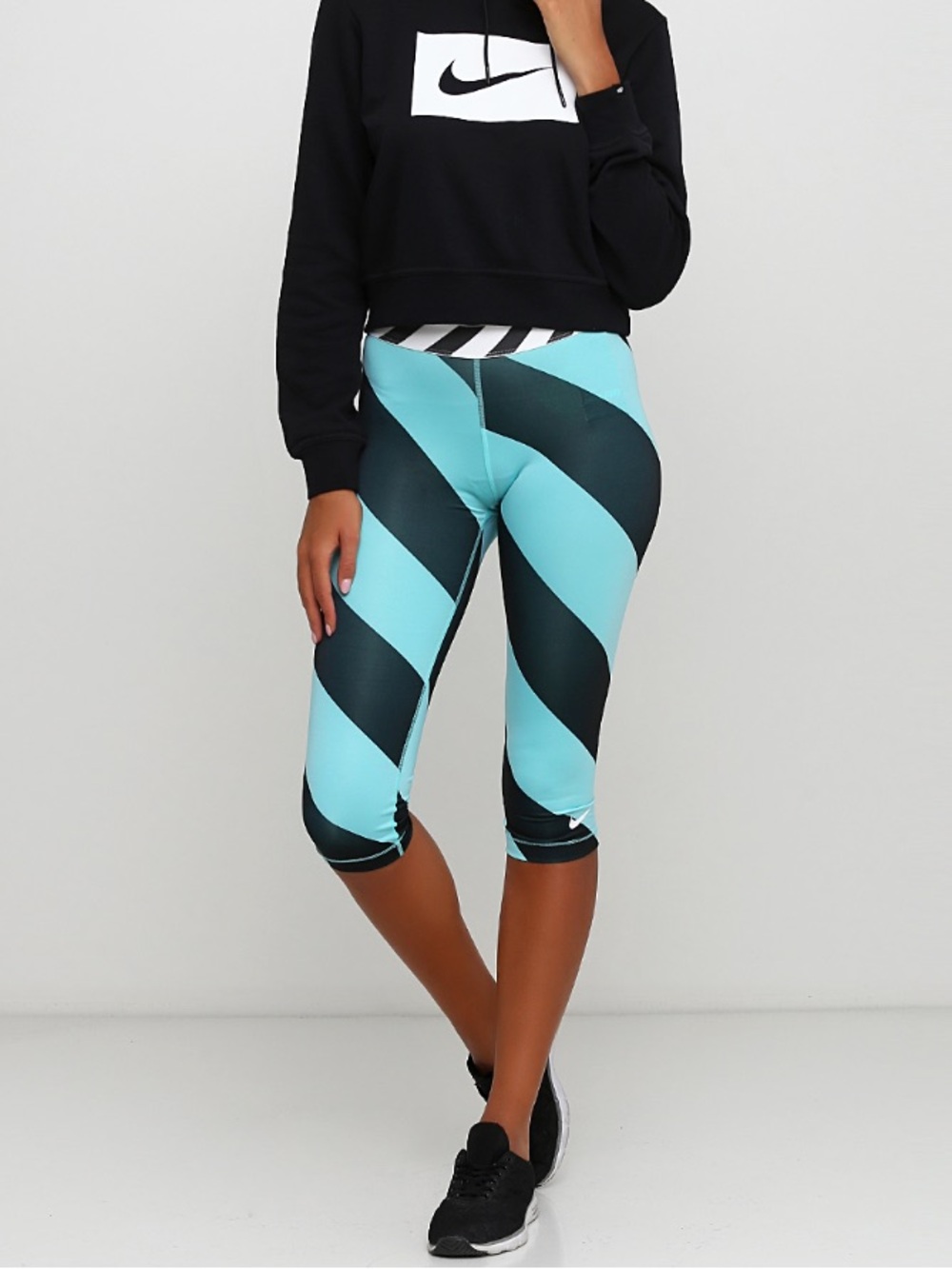 Nike Pro Capri 3/4 Exercise Gym Tights